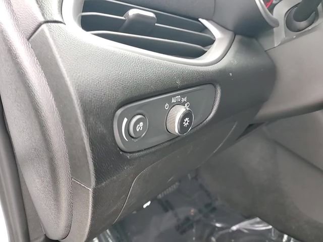 Used 2021 Chevrolet Malibu LS image 11