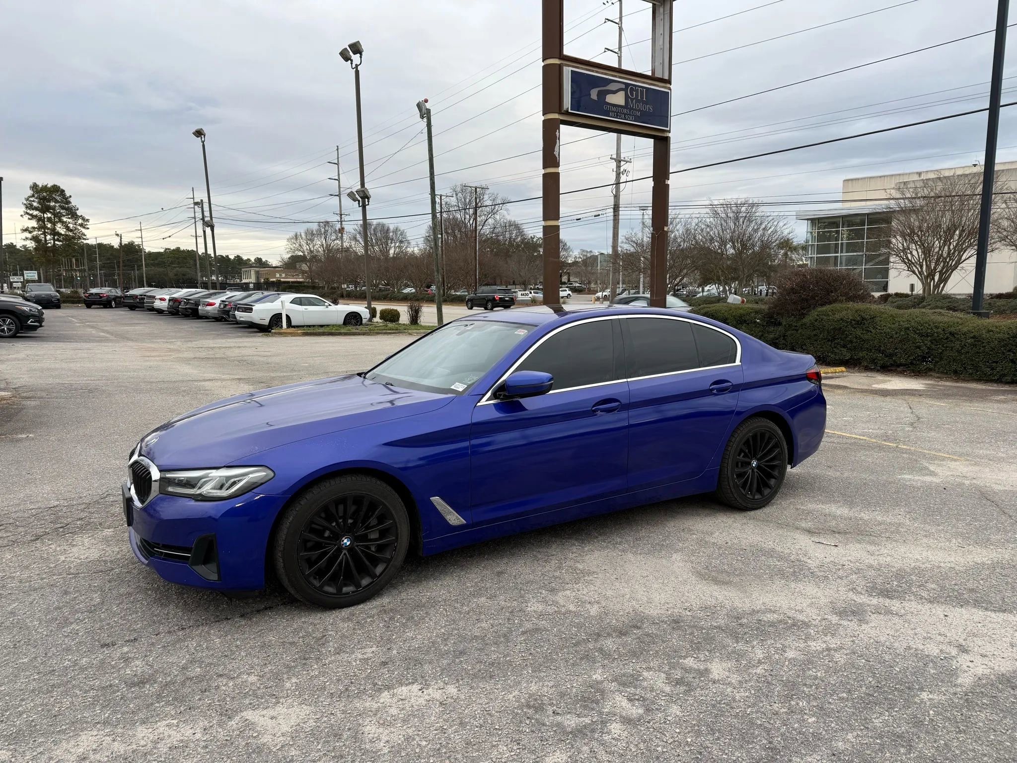 Used 2021 BMW 530i xDrive w/ Convenience Package AWD/4WD image 1