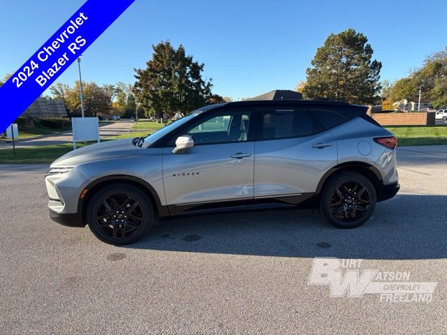 Used 2024 Chevrolet Blazer RS w/ Enhanced Convenience Package AWD/4WD image 3