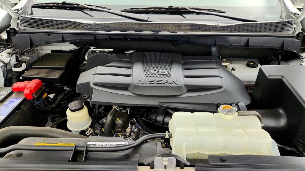 Used 2024 Nissan Titan PRO-4X w/ Pro-4x Convenience Package AWD/4WD image 27
