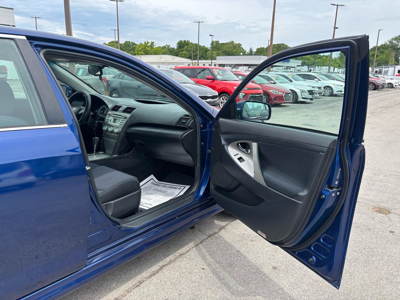 Used 2009 Toyota Camry SE FWD image 9