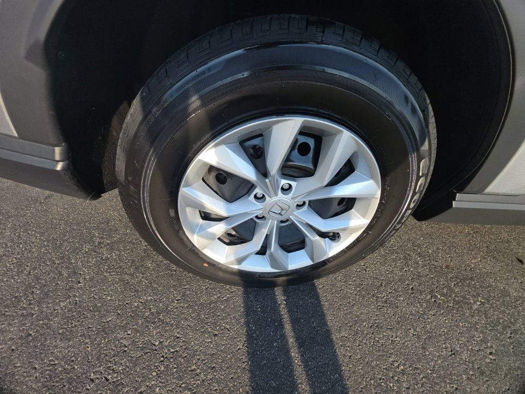 Certified 2025 Honda CR-V LX image 10