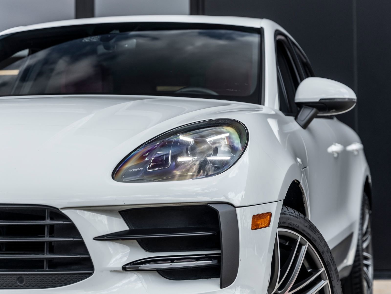 Used 2020 Porsche Macan image 17