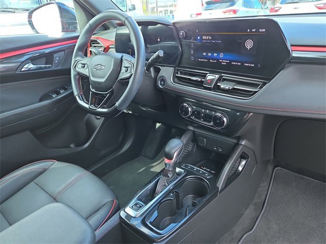 Used 2025 Chevrolet TrailBlazer RS w/ Convenience Package image 16