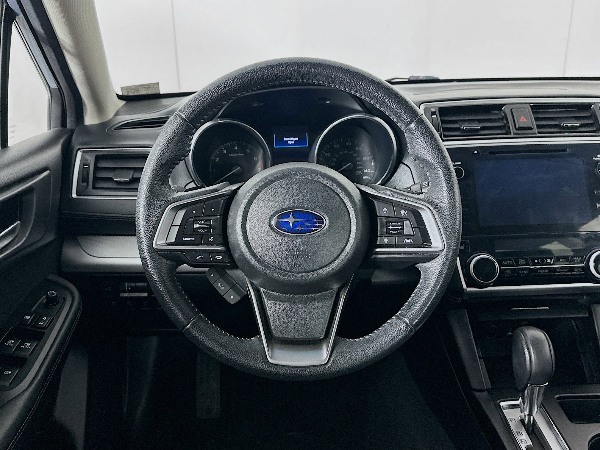 Used 2019 Subaru Outback 2.5i Premium image 17