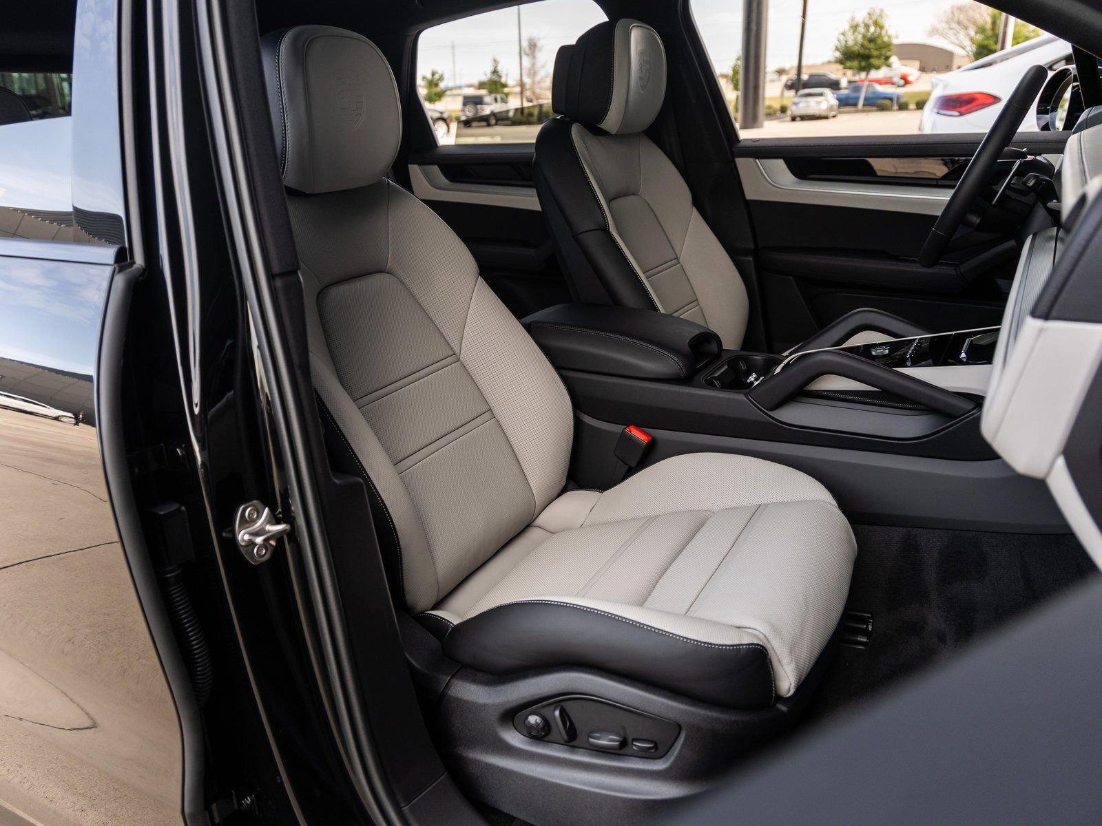 New 2026 Porsche Cayenne image 45