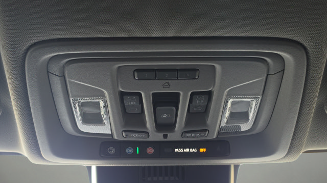Used 2022 GMC Sierra 1500 Denali AWD/4WD image 12