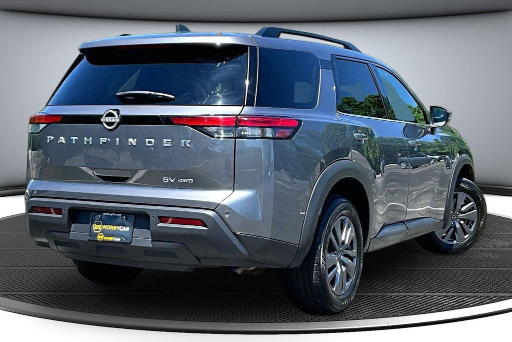 Used 2024 Nissan Pathfinder SV AWD/4WD image 6