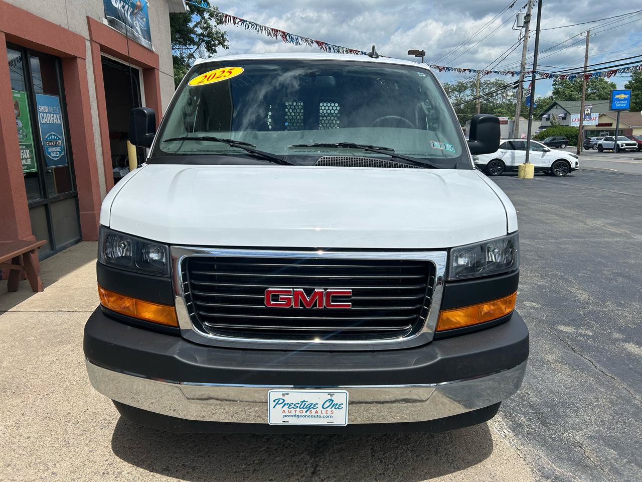 Used 2025 GMC Savana 2500 w/ Driver Convenience Package RWD image 7
