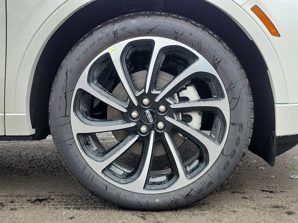 New 2026 Lincoln Nautilus Black Label AWD/4WD image 9