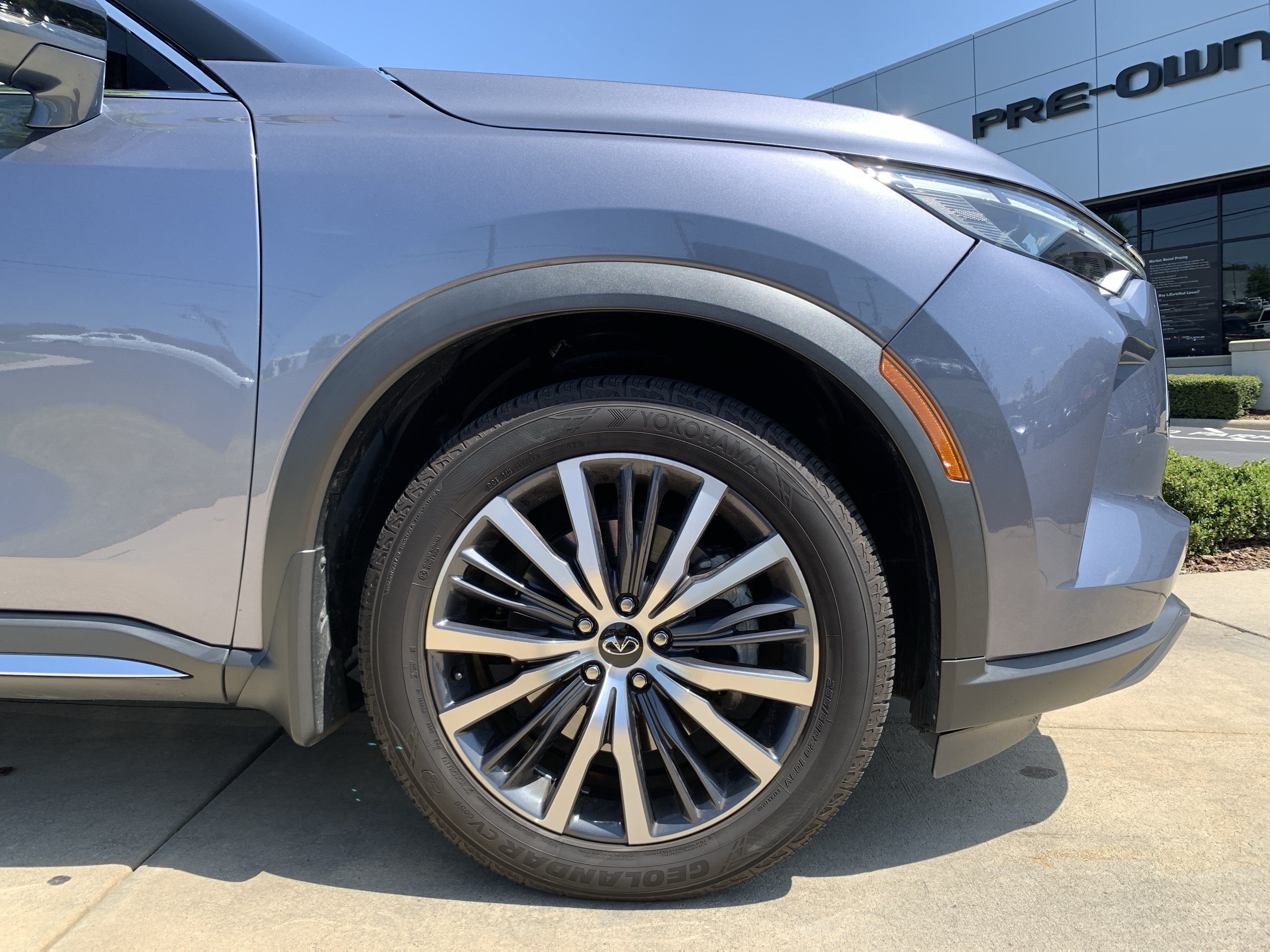 Used 2023 INFINITI QX60 Autograph AWD/4WD image 13