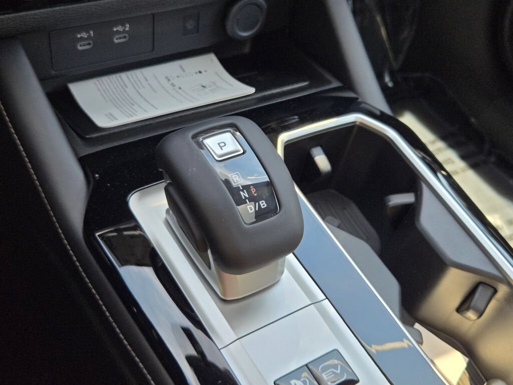 New 2026 Mitsubishi Outlander 4WD Plug-In Hybrid image 28