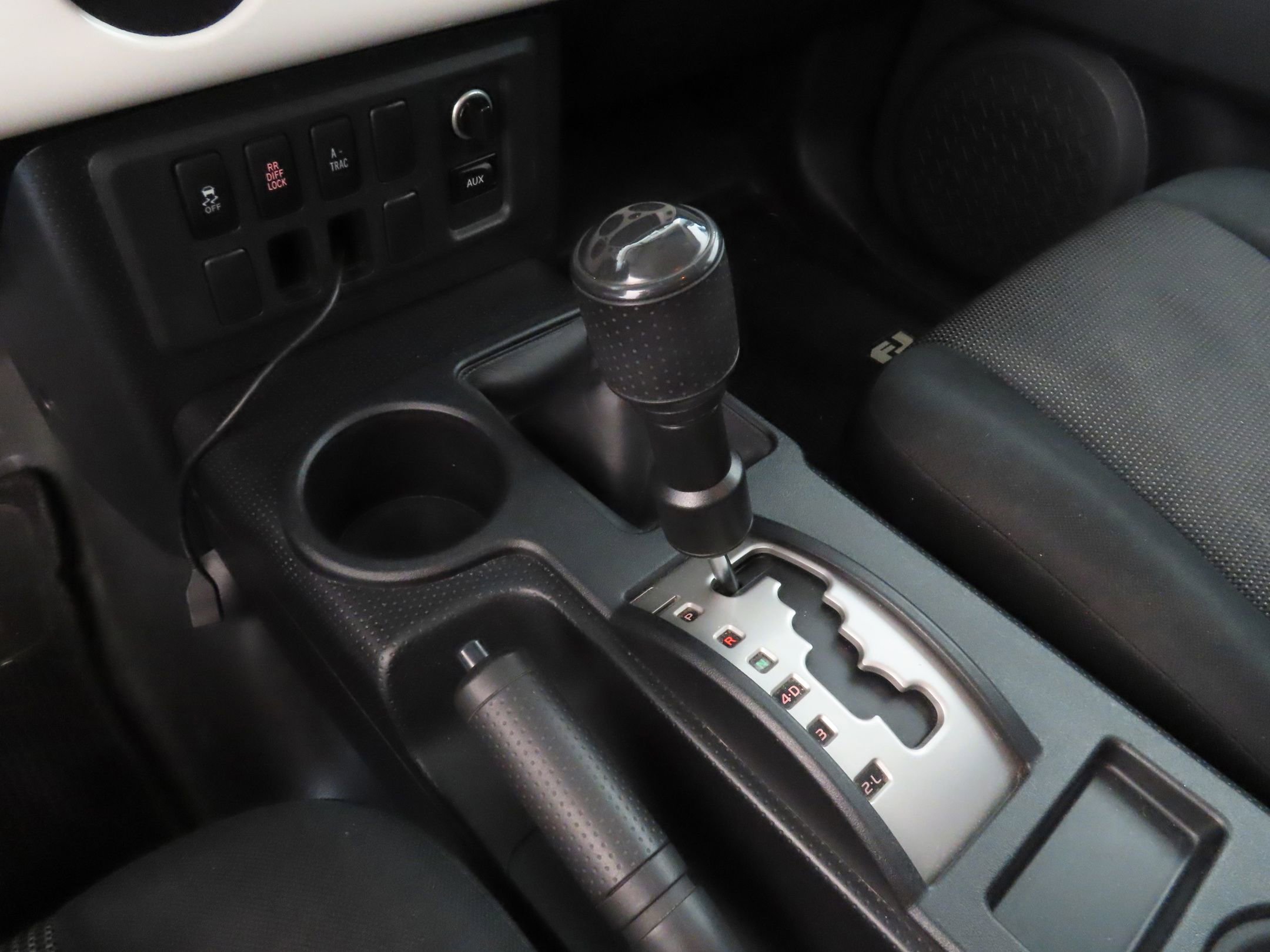 Used 2010 Toyota FJ Cruiser 4WD image 14
