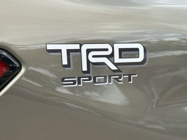 Used 2024 Toyota Tacoma TRD Sport AWD/4WD image 10