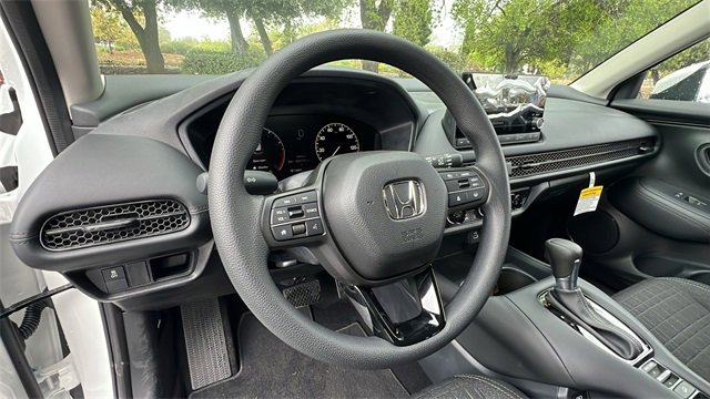 New 2025 Honda HR-V LX image 24