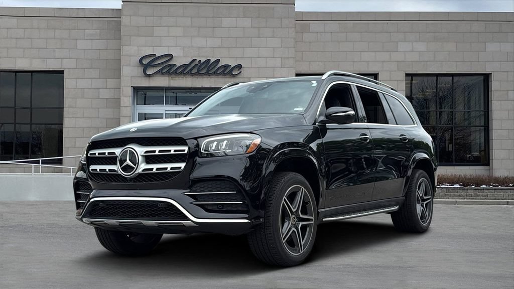 Used 2023 Mercedes-Benz GLS 450 4MATIC image 5
