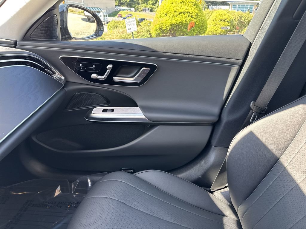 New 2026 Mercedes-Benz E 350 4MATIC Sedan image 28