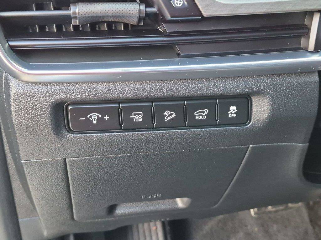 Certified 2025 Kia Telluride SX Prestige X-Line AWD/4WD image 17