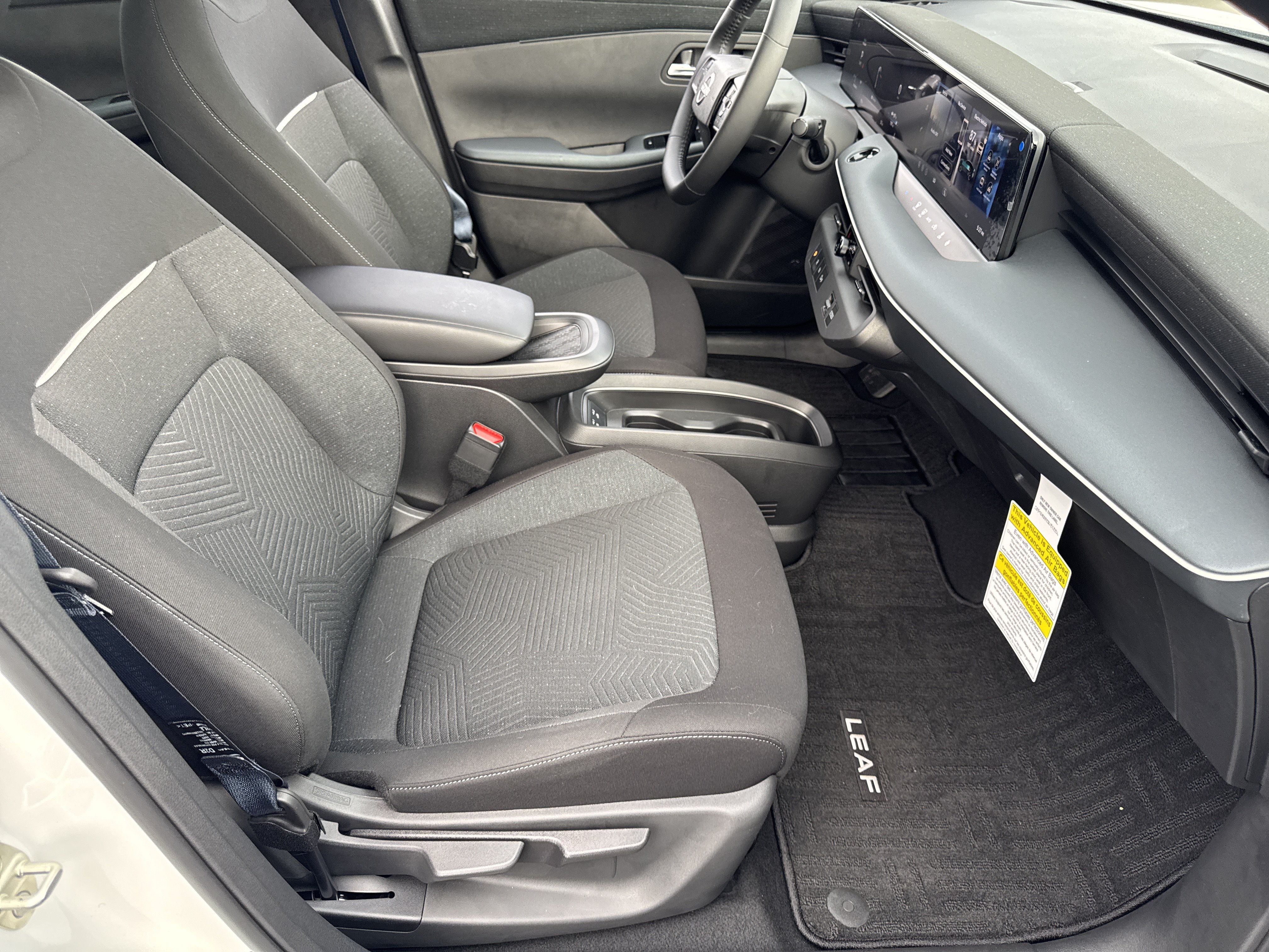 New 2026 Nissan Leaf w/ Floor Mat Package (S+) FWD image 18