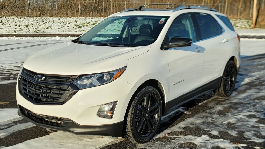 Used 2020 Chevrolet Equinox LT w/ Sport Edition image 3