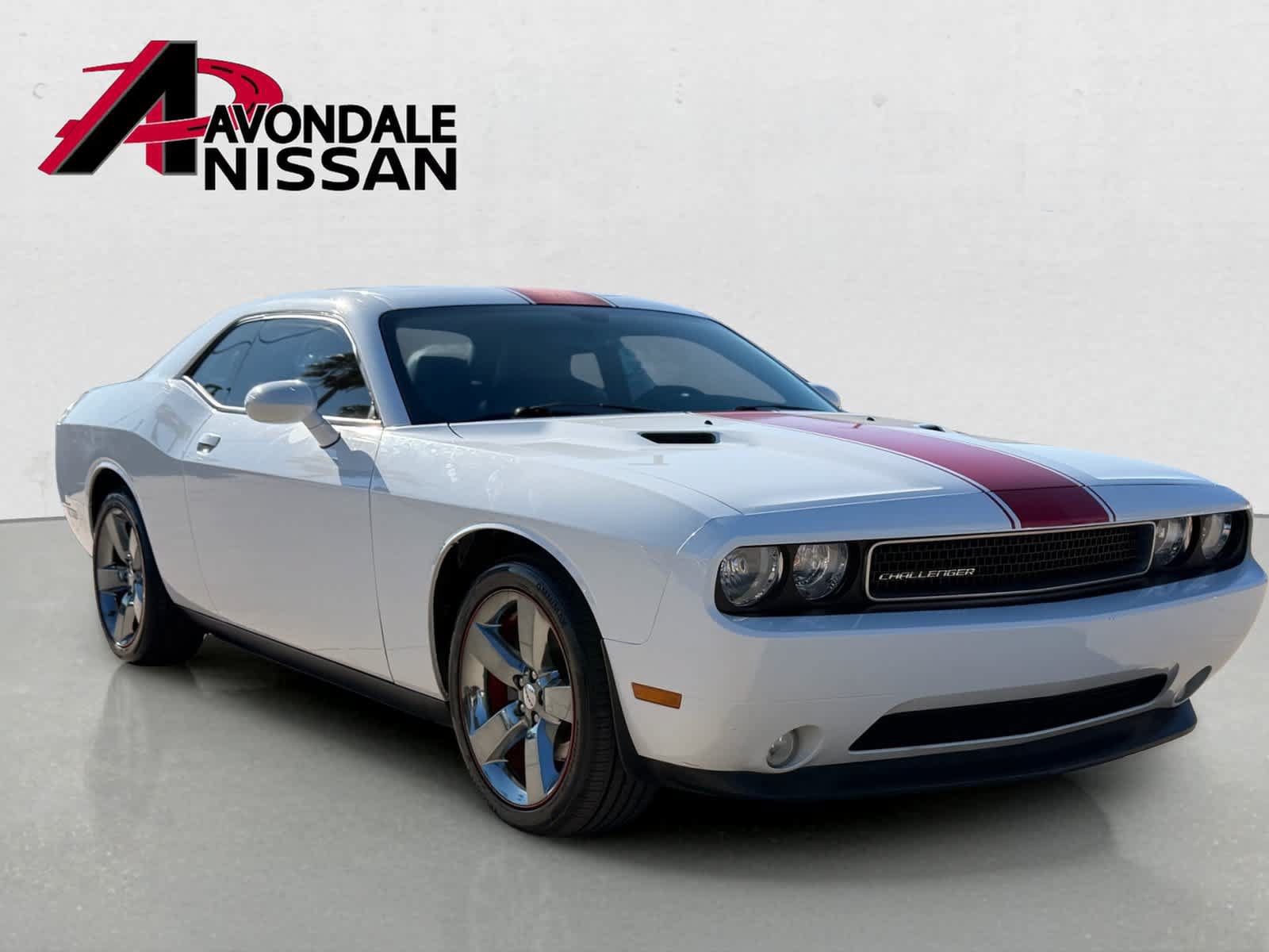Used 2014 Dodge Challenger SXT RWD image 8