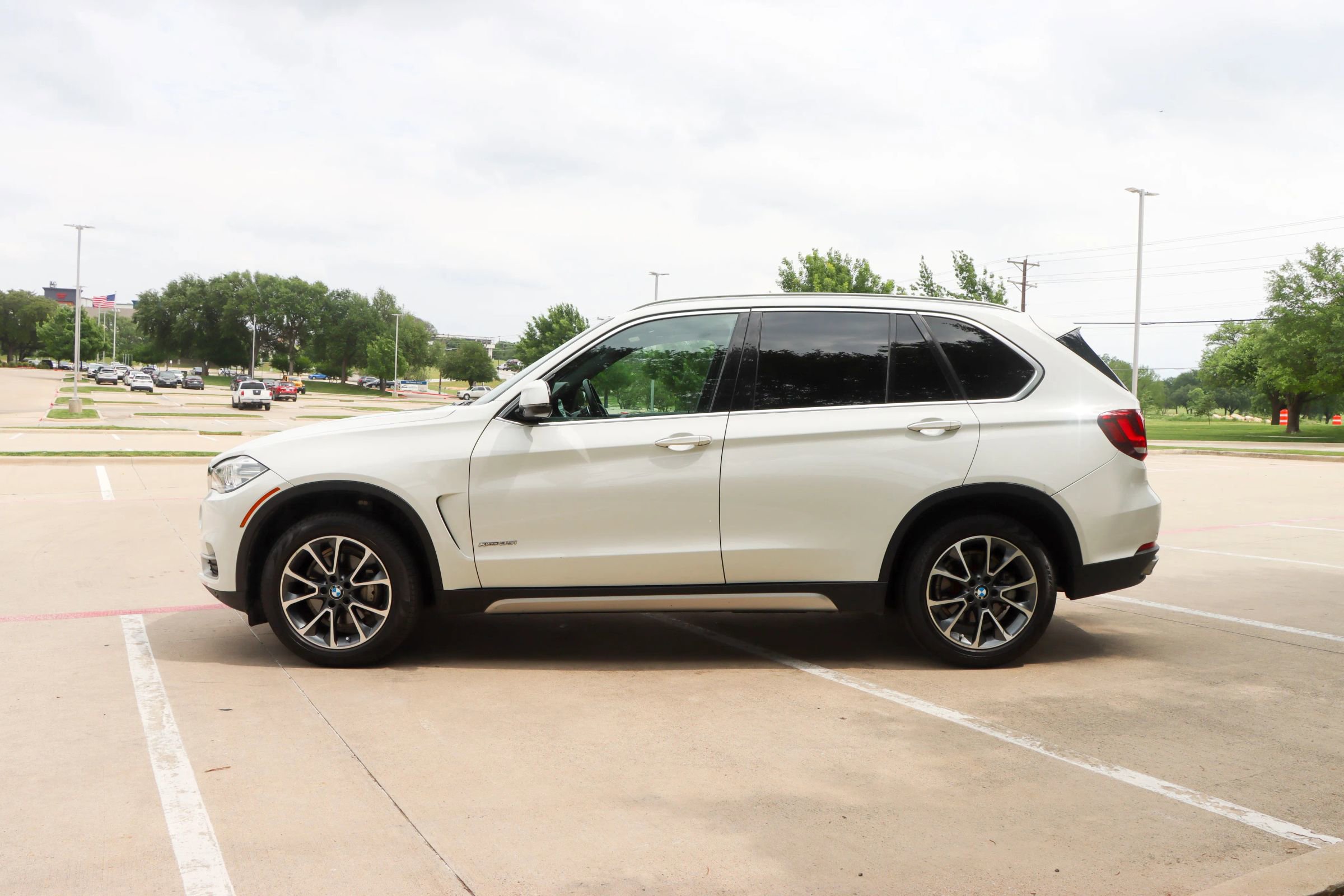 Used 2018 BMW X5 xDrive35i AWD/4WD image 4