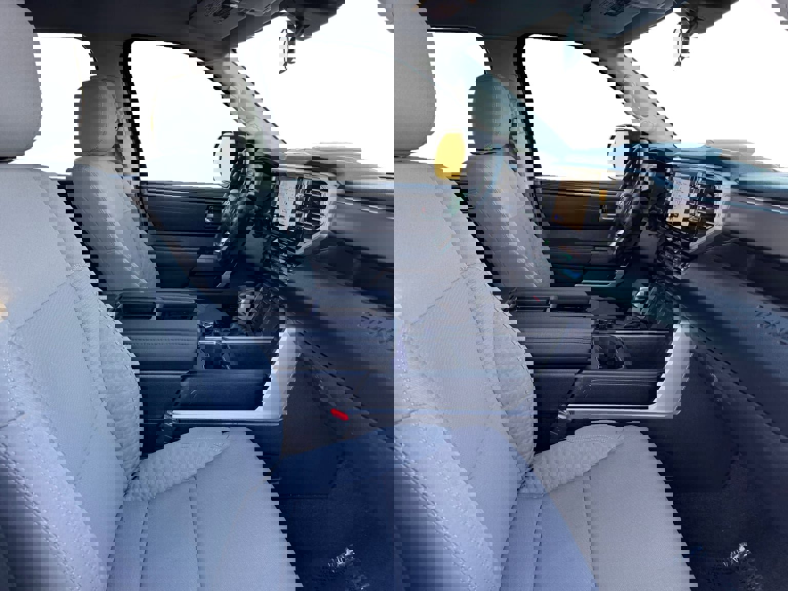 Used 2024 Toyota Tundra SR5 w/ SR5 Convenience Package AWD/4WD image 16