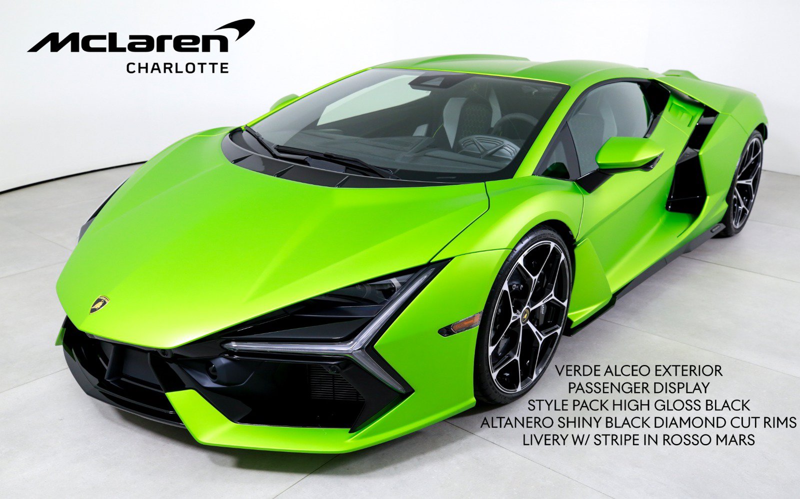 Used 2024 Lamborghini Revuelto AWD/4WD image 1