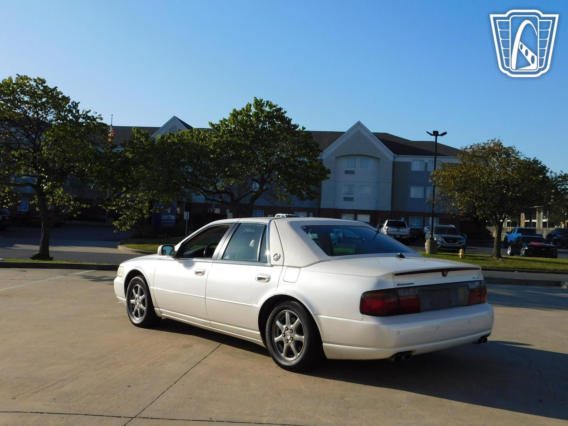 Used 2003 Cadillac Seville SLS w/ Preferred Equipment Group image 6