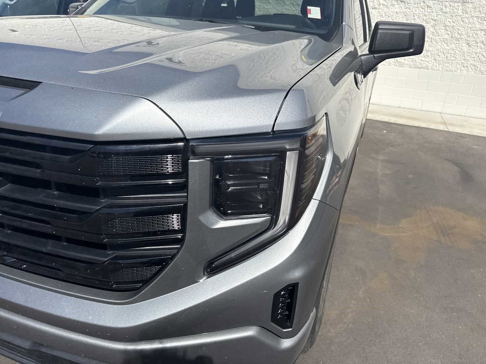 Used 2023 GMC Sierra 1500 Elevation AWD/4WD image 12