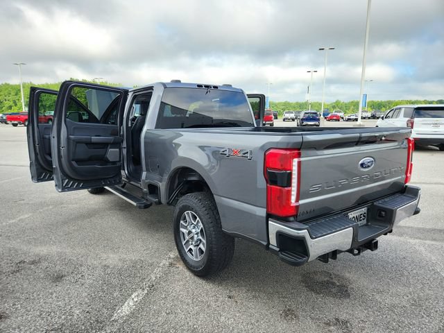 Used 2025 Ford F250 Lariat AWD/4WD image 16