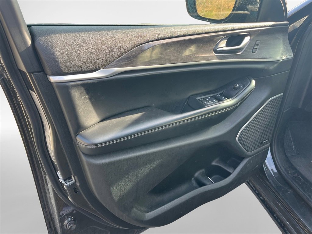 Used 2022 Jeep Grand Cherokee L Limited image 14