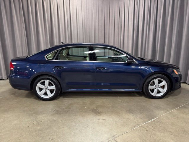 Used 2013 Volkswagen Passat 2.5 SE FWD image 4