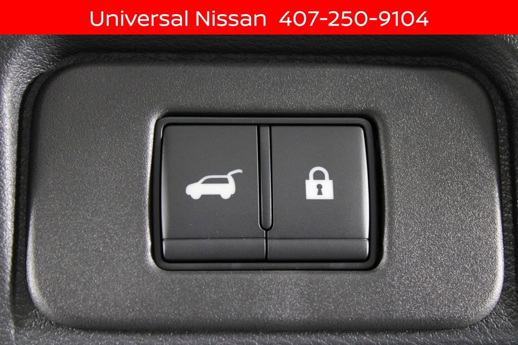 New 2026 Nissan Rogue Platinum image 13