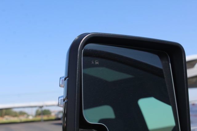 Used 2025 GMC Sierra 2500 AT4 w/ AT4 Premium Plus Package AWD/4WD image 14