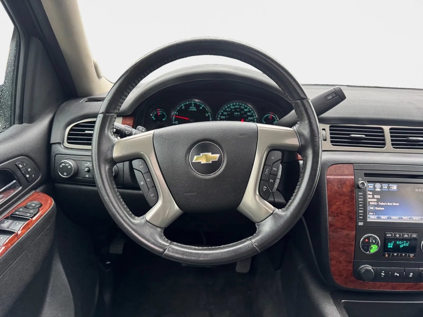 Used 2012 Chevrolet Tahoe LT AWD/4WD image 17