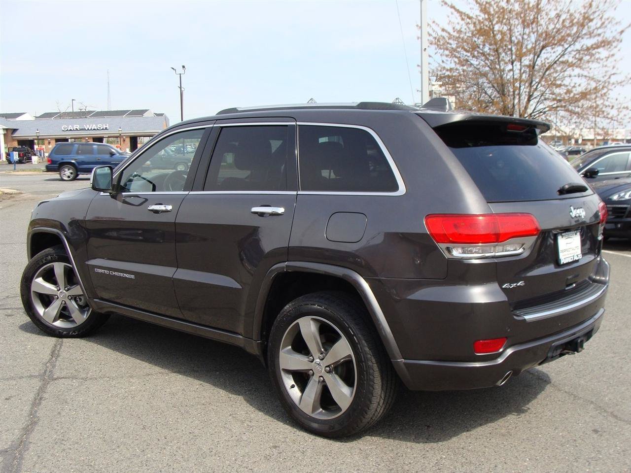 Used 2014 Jeep Grand Cherokee Overland AWD/4WD image 4