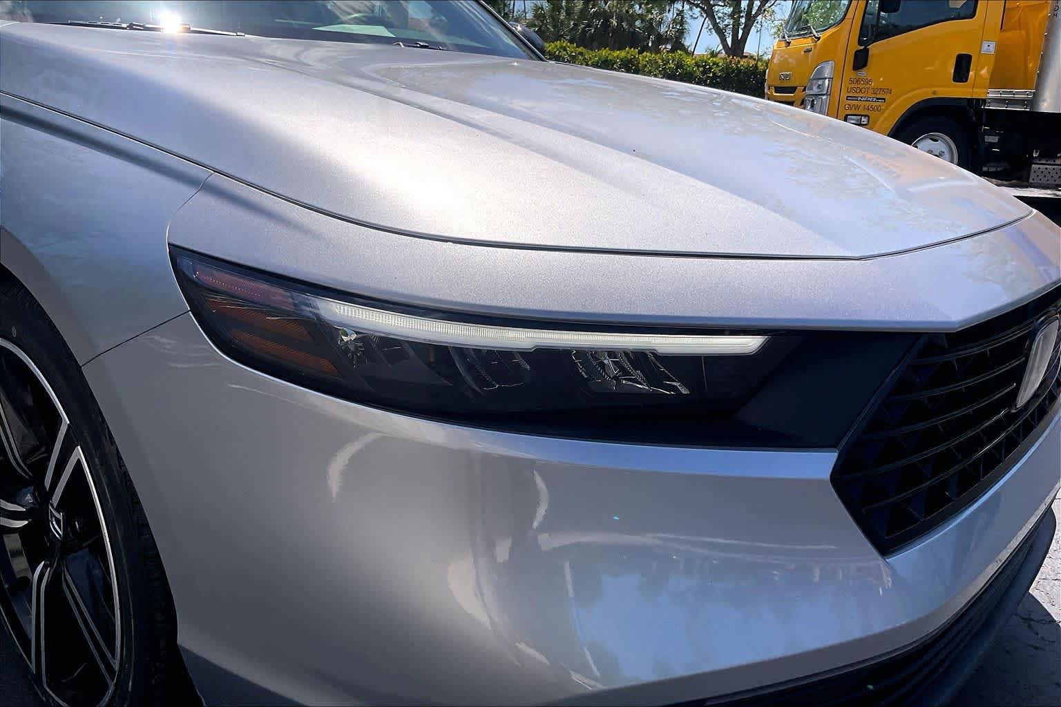 Used 2024 Honda Accord Sport image 29
