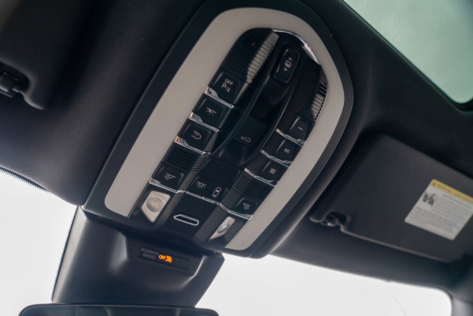 New 2026 Porsche Macan AWD/4WD image 22