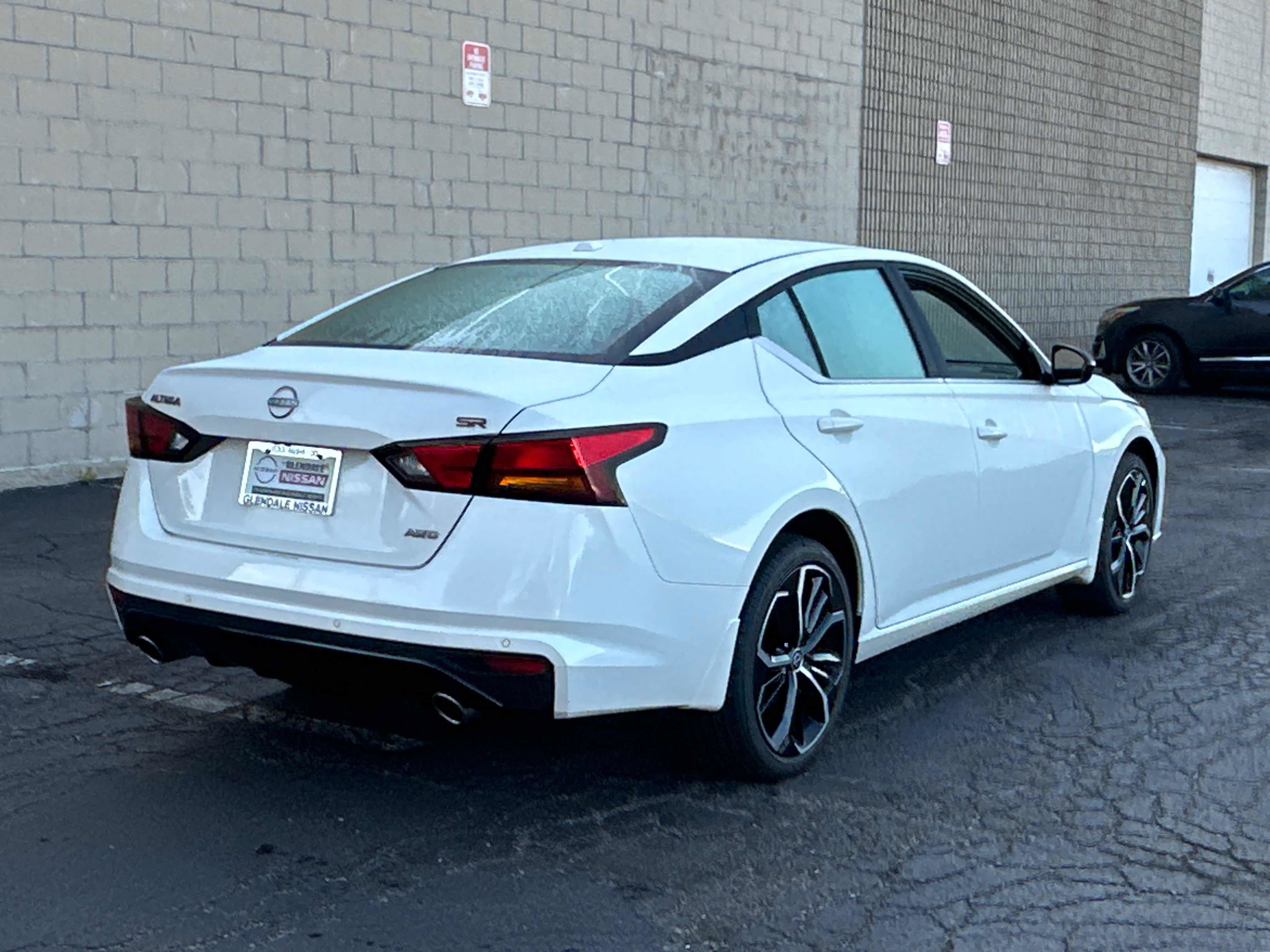 New 2025 Nissan Altima 2.5 SR w/ SR Premium Package image 4