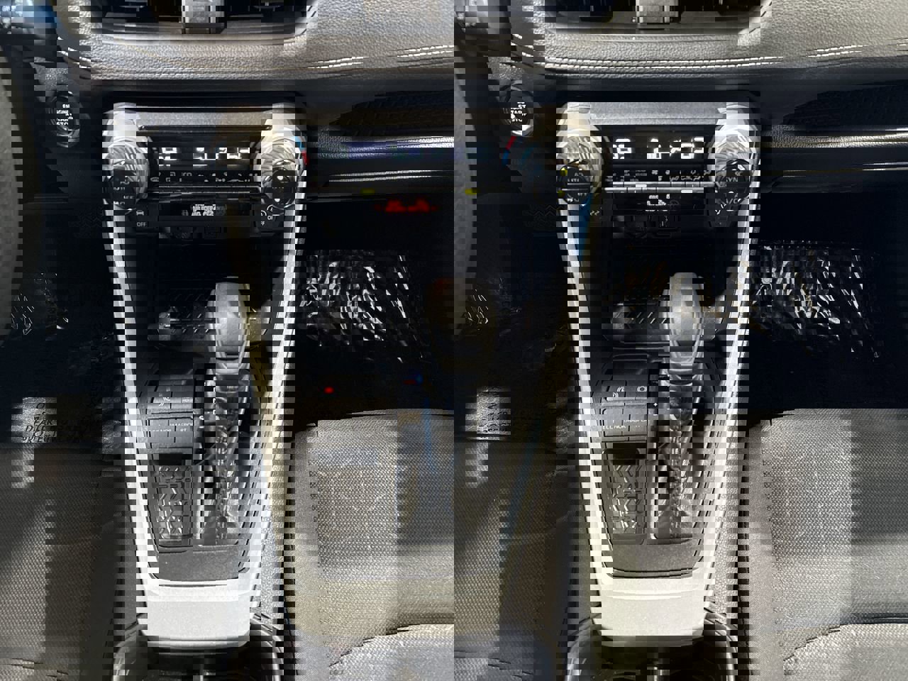 Certified 2025 Toyota RAV4 XLE image 21