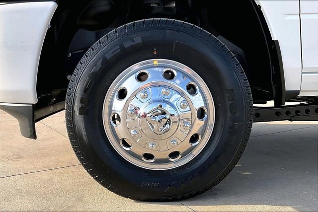 New 2026 RAM 3500 Laramie w/ Max Tow Package image 15