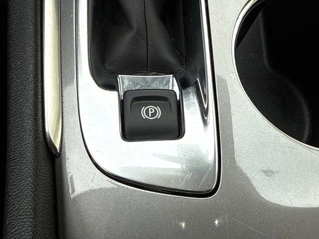 Used 2025 Chevrolet Malibu LT image 23