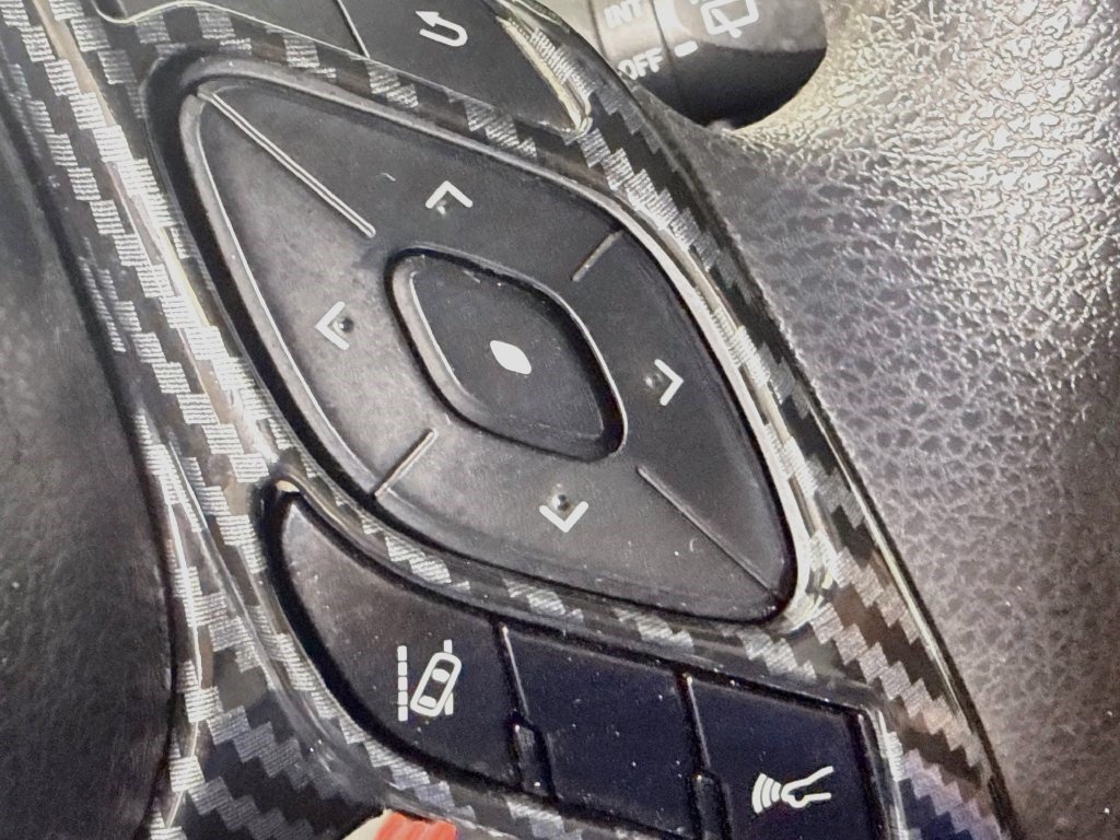 Used 2019 Toyota C-HR LE FWD image 14