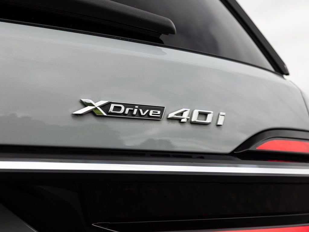 Used 2023 BMW X7 xDrive40i w/ M Sport Package AWD/4WD image 58