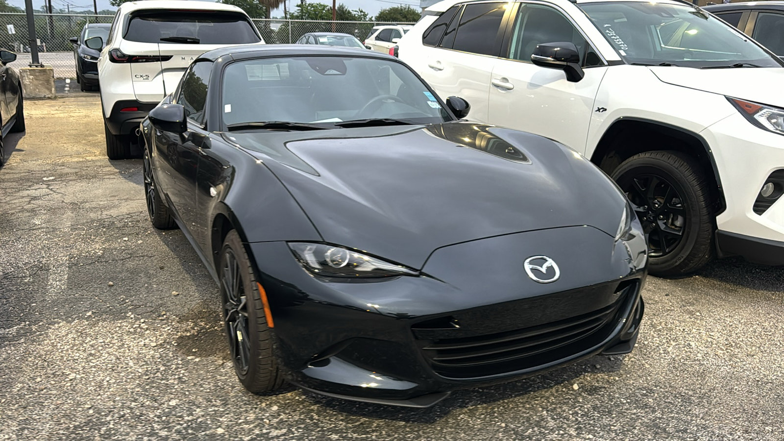 Used 2025 MAZDA MX-5 Miata RF Grand Touring RWD image 2