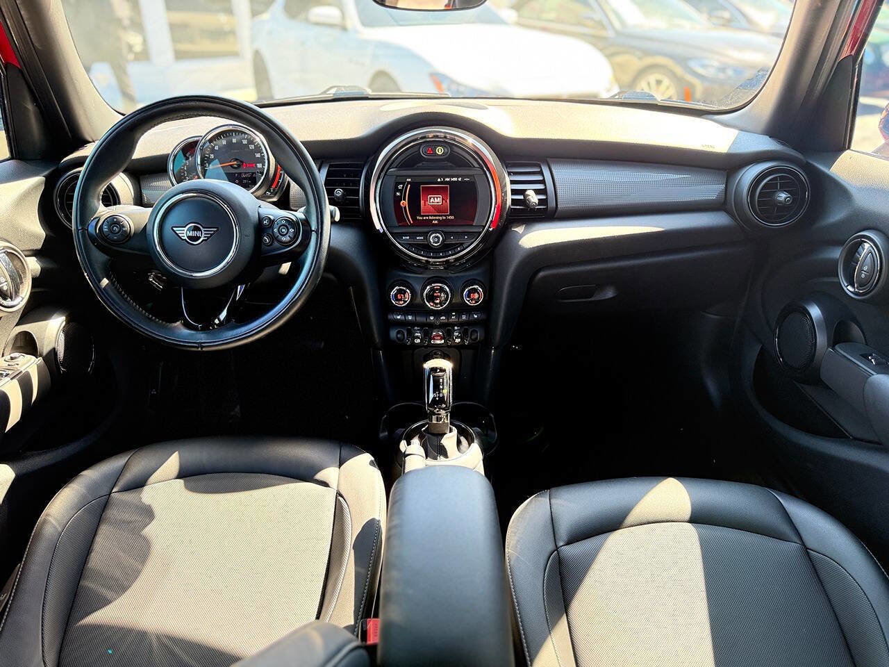 Used 2021 MINI Cooper 4-Door Hardtop image 16
