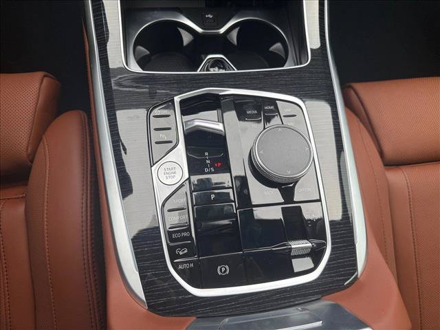 Used 2027 BMW X7 xDrive40i w/ M Sport Package AWD/4WD image 12
