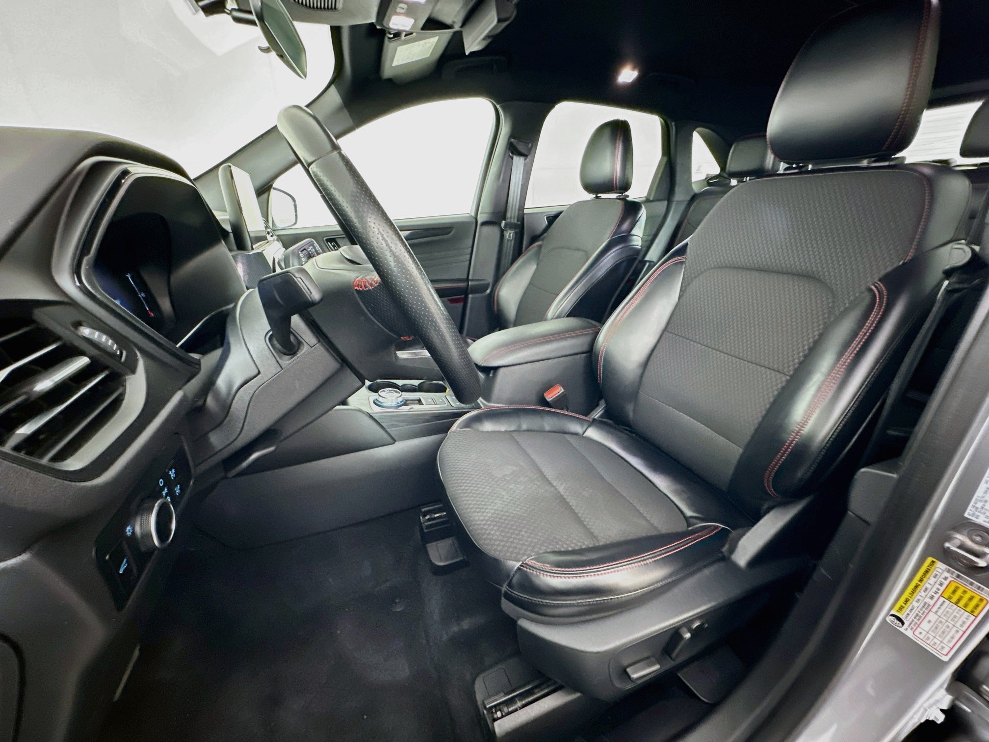 Used 2024 Ford Escape ST-Line AWD/4WD image 13