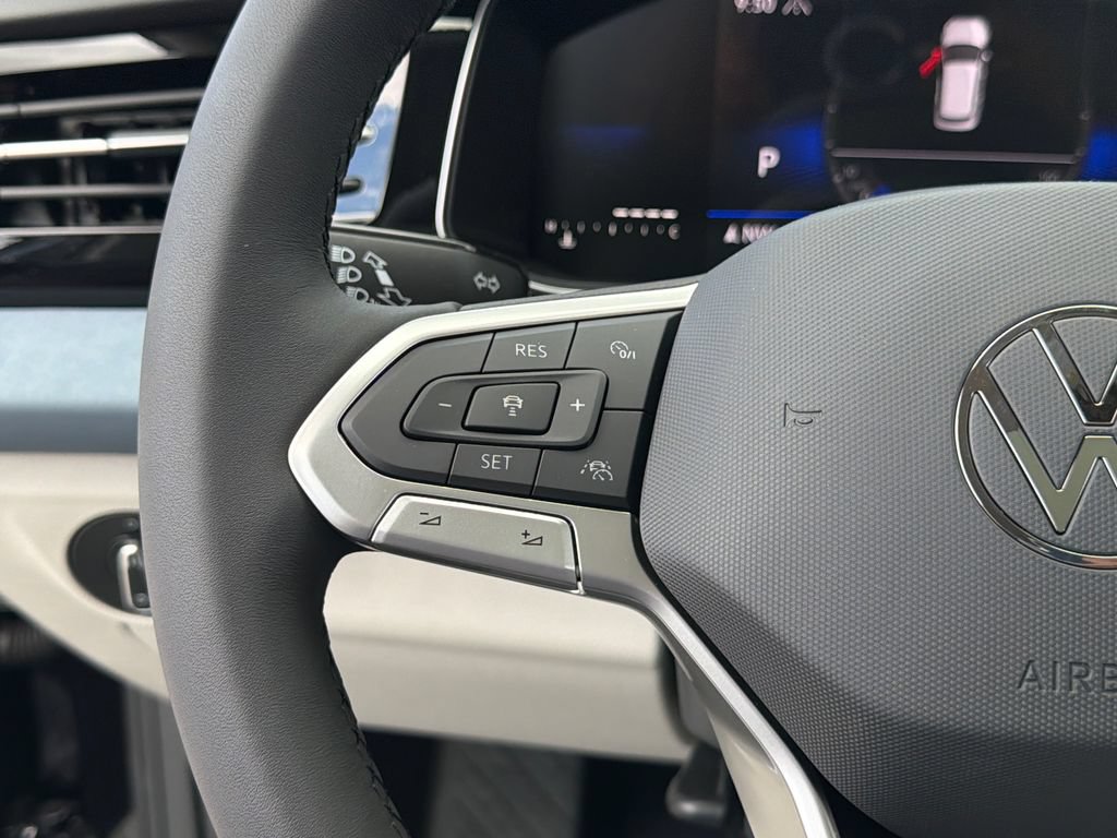 New 2026 Volkswagen Jetta SE FWD image 30